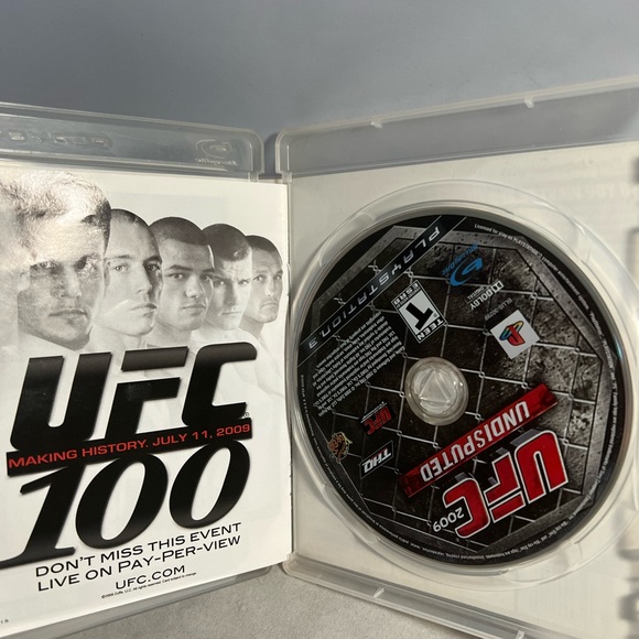 Like new PS3 UFC Undisputed 2009 - Picture 4 of 5